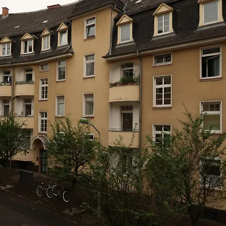Apartmán Schoener Altbau In Sachsenhausen 20 Min Zur Messe