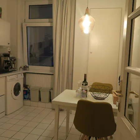 아파트 Schoener Altbau In Sachsenhausen 20 Min Zur Messe *